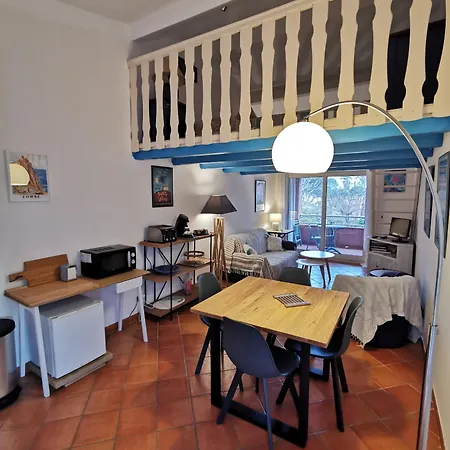 Avec Mezzanine En Bord De